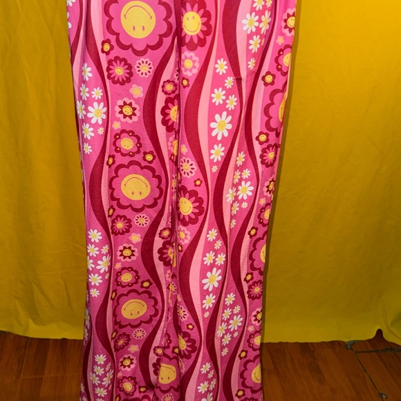 Unique Vintage x SMILEY 70s inspired jumpsuit - Picture 3 of 8